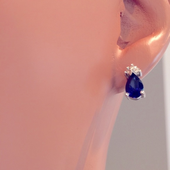 14kt pendant, earrings, ring SALE ! $595🌲 - Picture 4 of 4